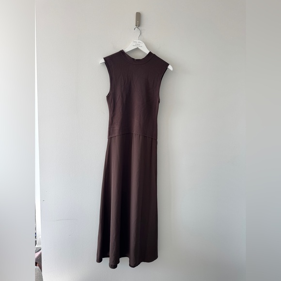 ASTR THE LABEL High Neck Tie Back Brown Midi Dress M - Picture 3 of 6